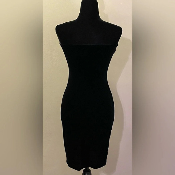JESSICA MCCLINTOCK x GUNNE SAX Strapless Tight Vintage Velvet Midi Dress - Picture 3 of 4